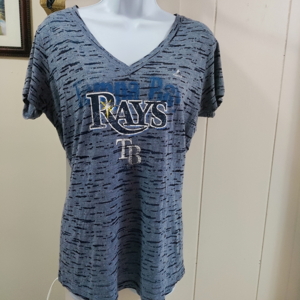 ✨️TAMPA BAY RAYS ⚾ Super lightweight, & semi sheer, plunging Women's VNeck.Sz.XL